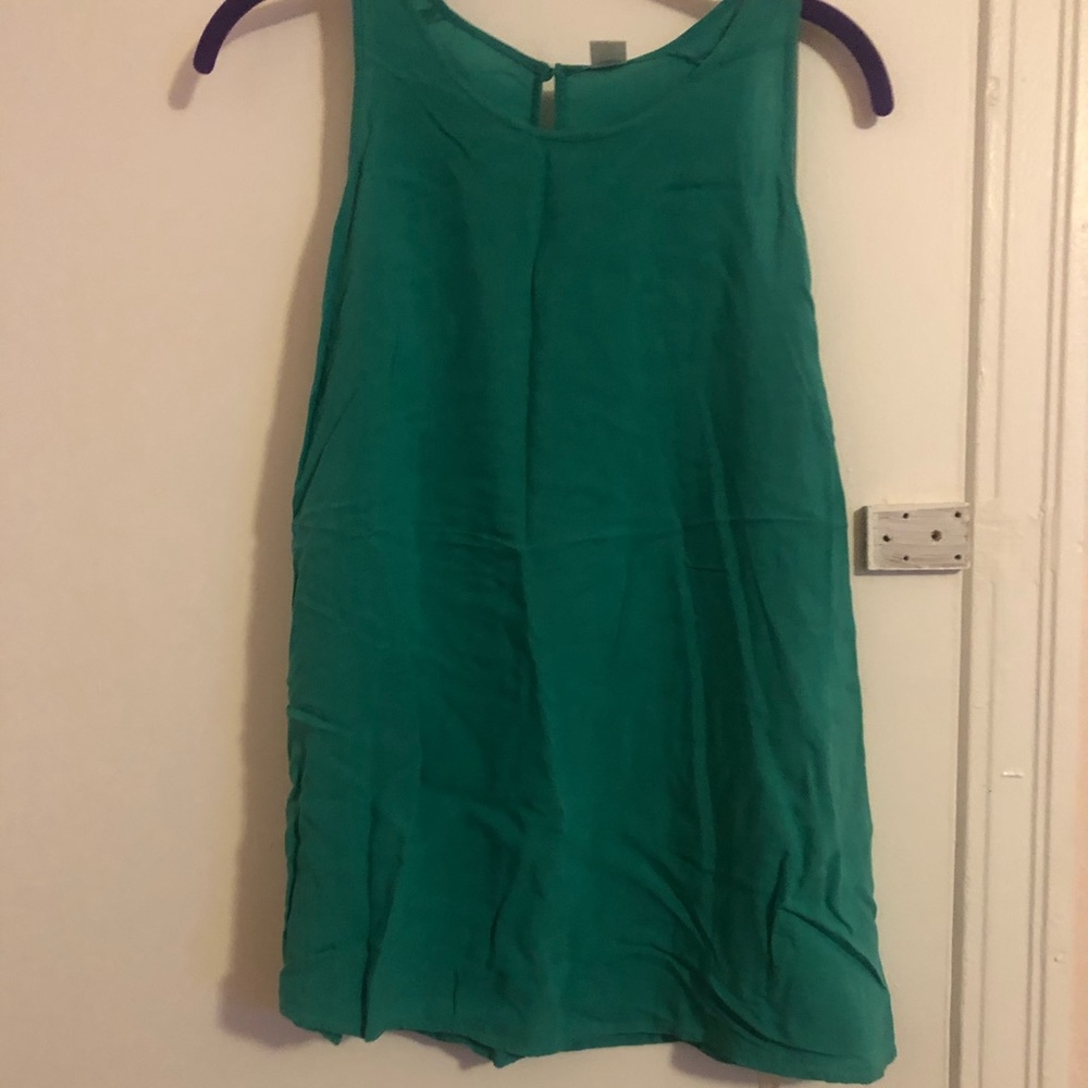 Old Navy top